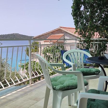 Rogoznica Seafront Apartment - Kalebova Luka Extérieur photo