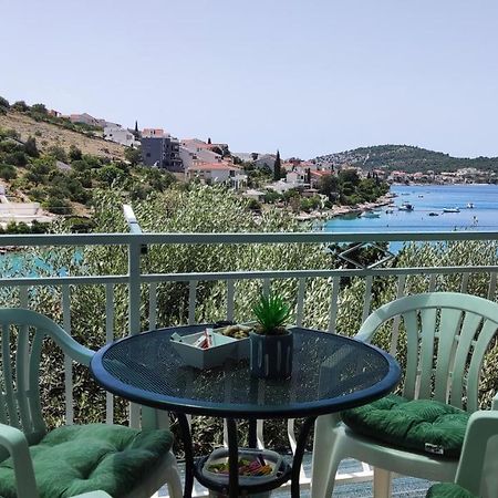 Rogoznica Seafront Apartment - Kalebova Luka Extérieur photo