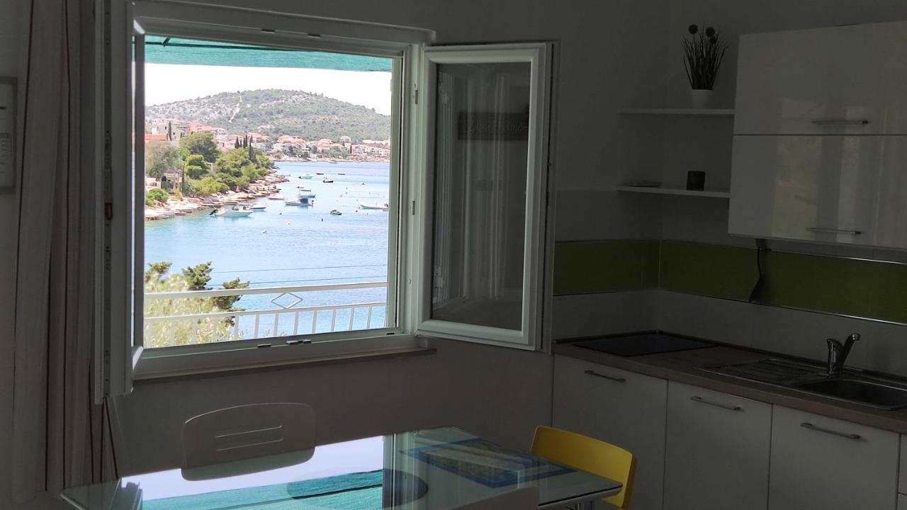 Rogoznica Seafront Apartment - Kalebova Luka Extérieur photo