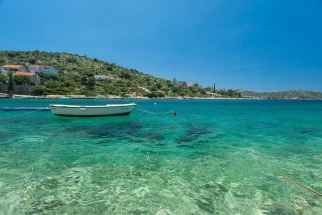 Rogoznica Seafront Apartment - Kalebova Luka Extérieur photo